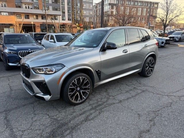2023 BMW X5 M Base's photo