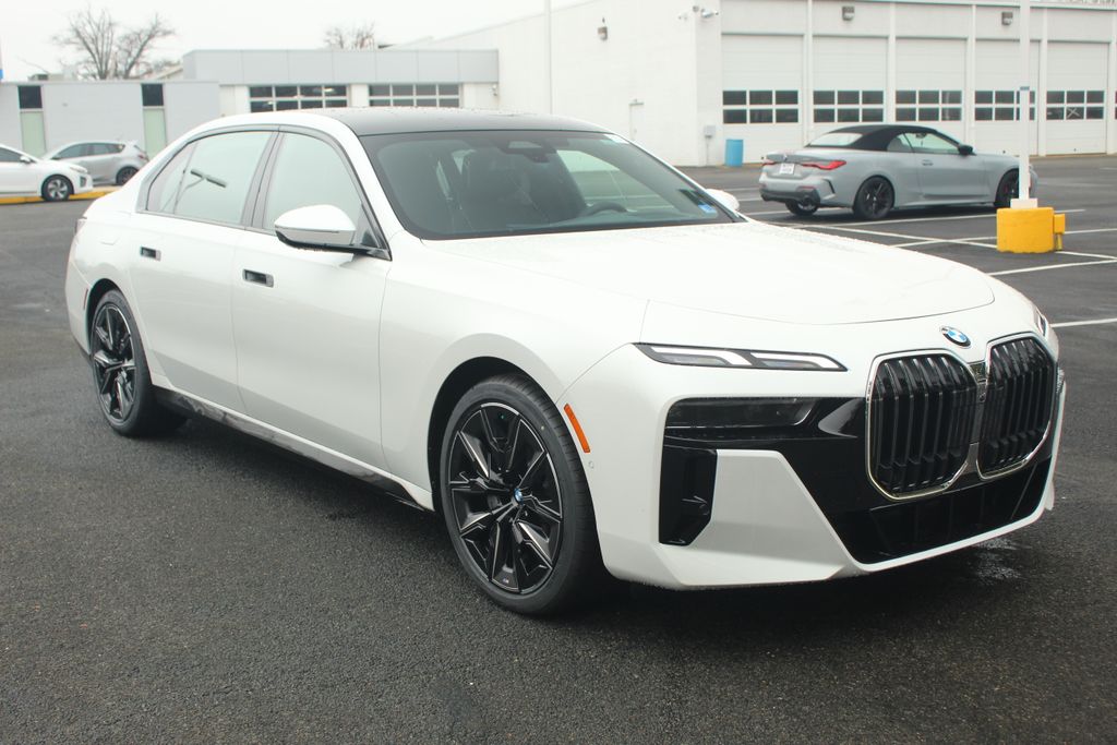 WBA33EH02TCX48528
