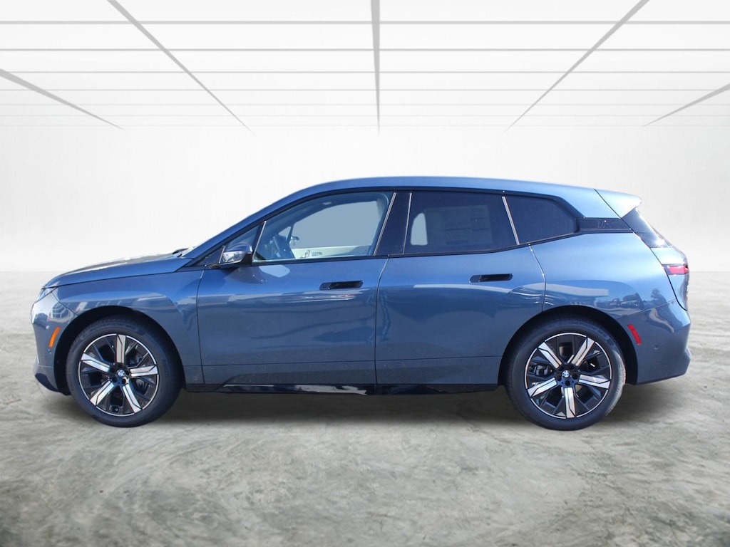 New 2026 BMW iX xDrive60 SUV