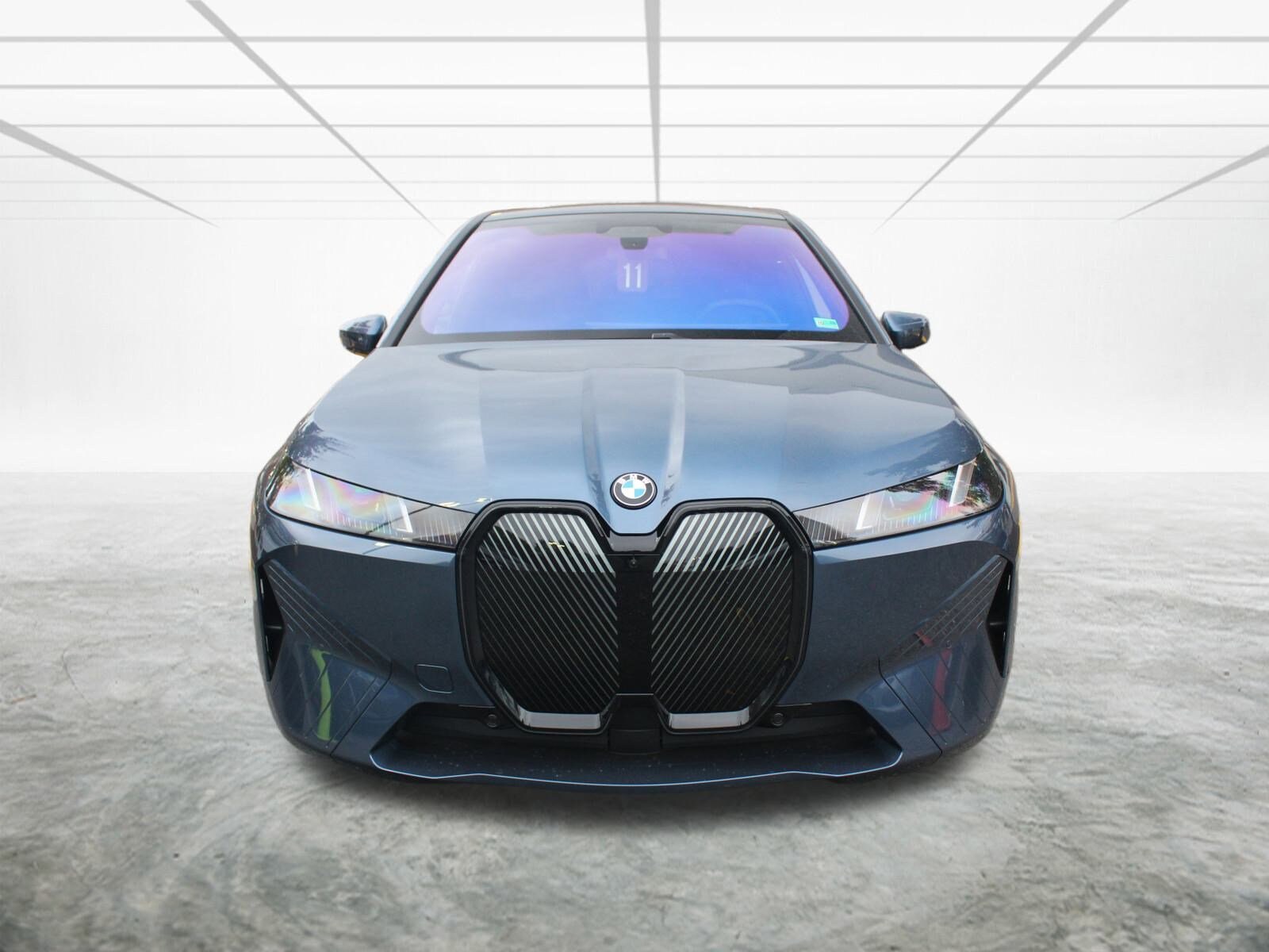2026 Bmw iX photo 2