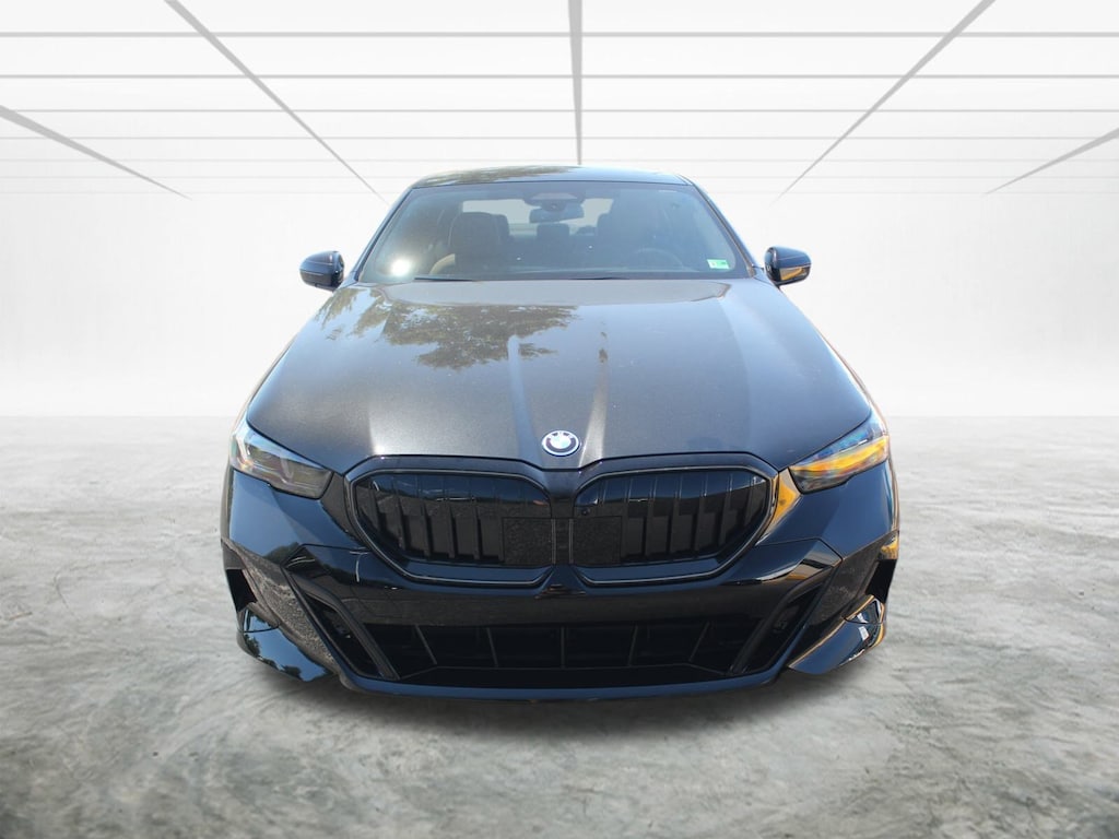 New 2026 BMW 5 Series 550e xDrive Sedan