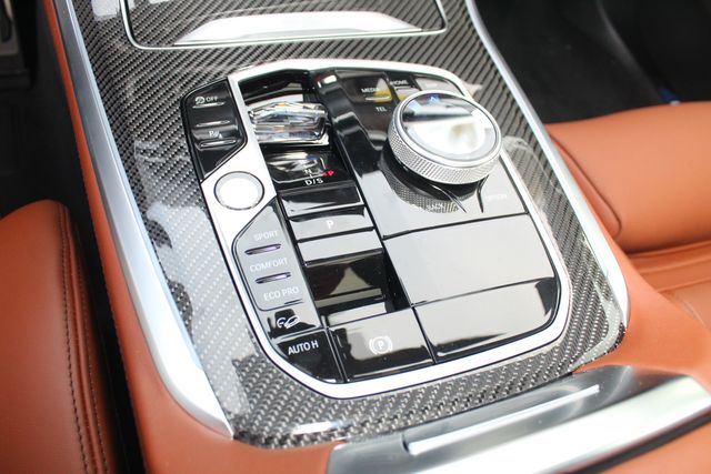 2026 BMW X5 M60i - Photo 13