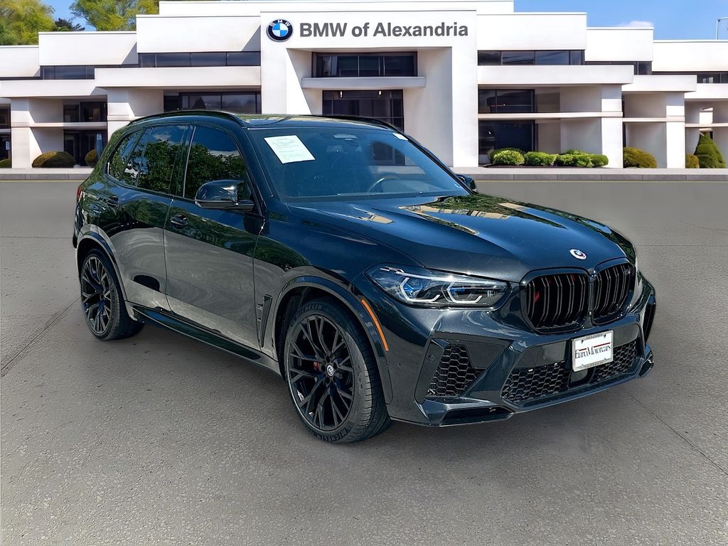 2022 BMW X5 M -'s photo