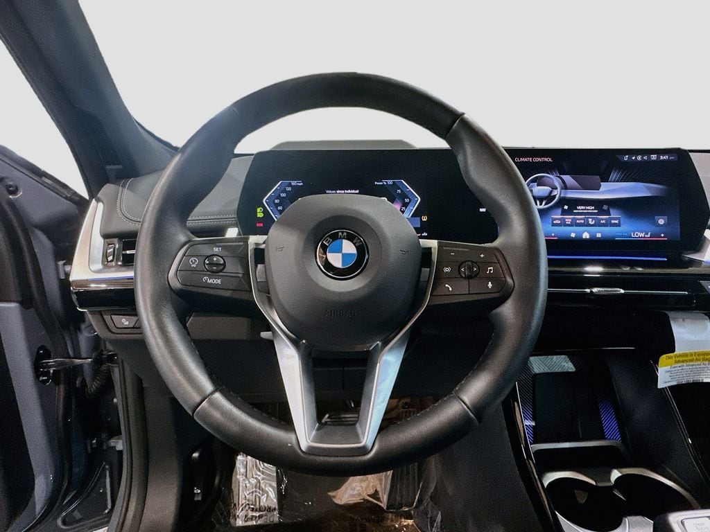 2026 BMW X1 28i - Photo 11