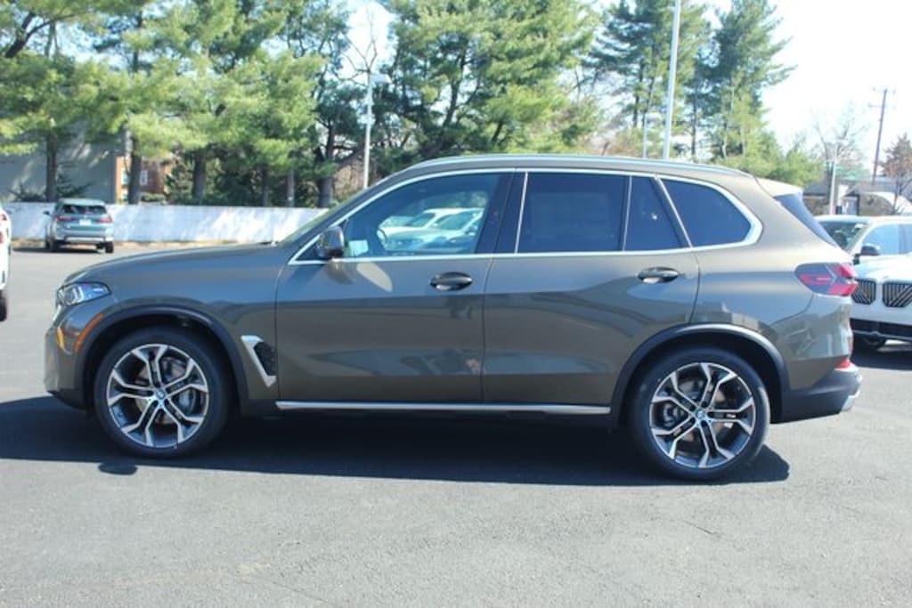 New 2026 BMW X5 xDrive40i SUV