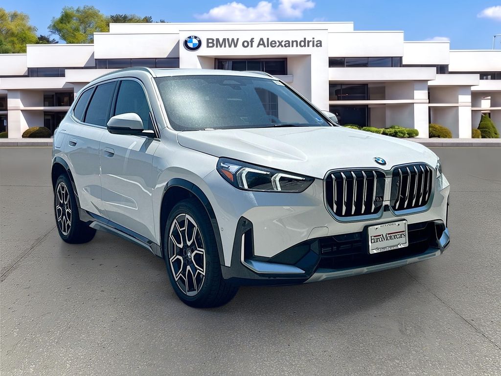 2026 BMW X1 xDrive28i's photo