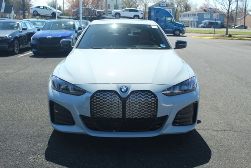 New 2026 BMW i4 xDrive40 Hatchback