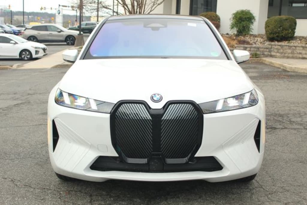 New 2026 BMW iX xDrive45 SUV