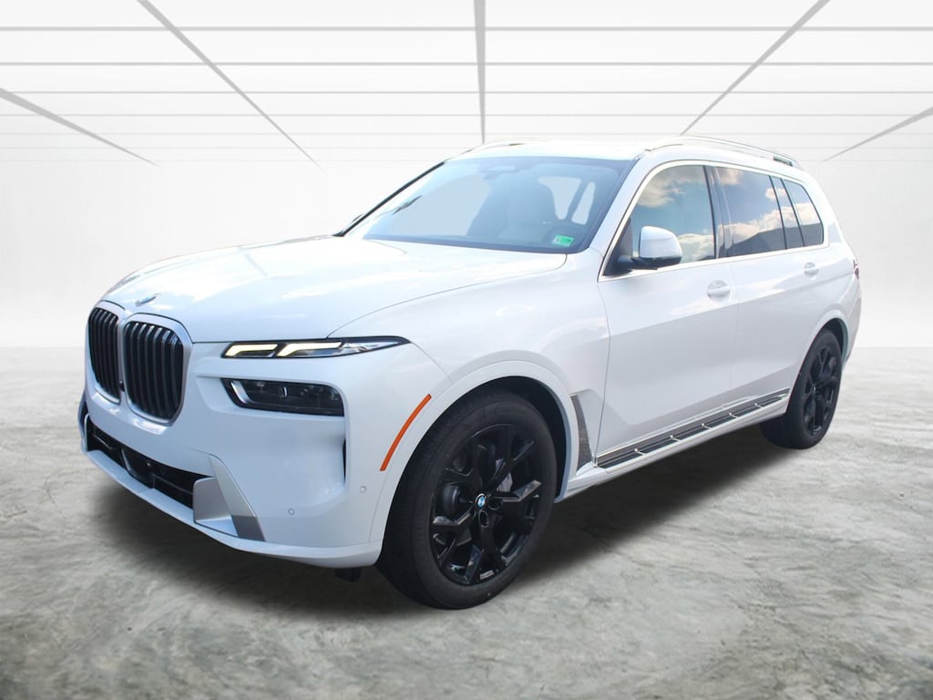 New 2026 BMW X7 xDrive40i SUV