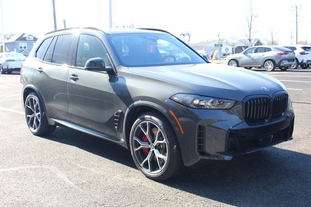 2026 BMW X5 xDrive50e's photo