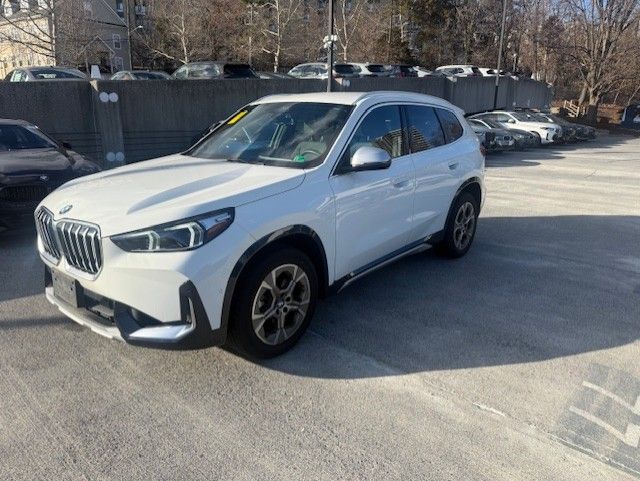 2023 BMW X1 Base's photo