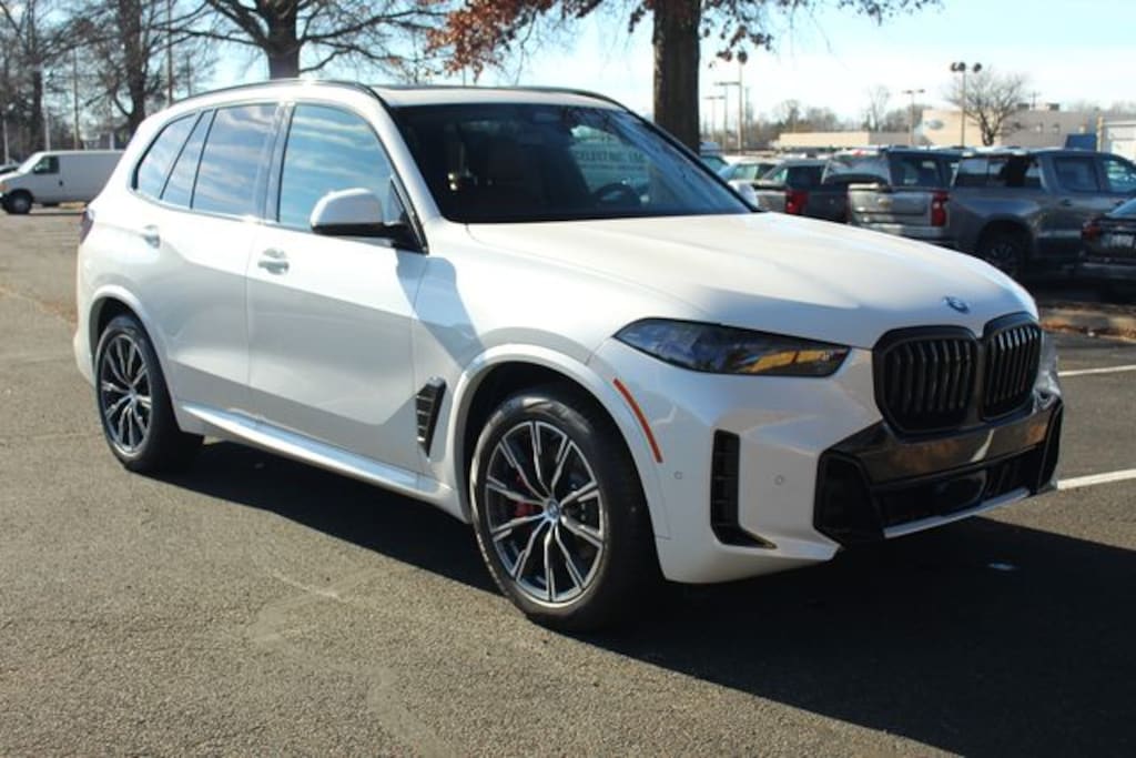 New 2026 BMW X5 xDrive50e SUV