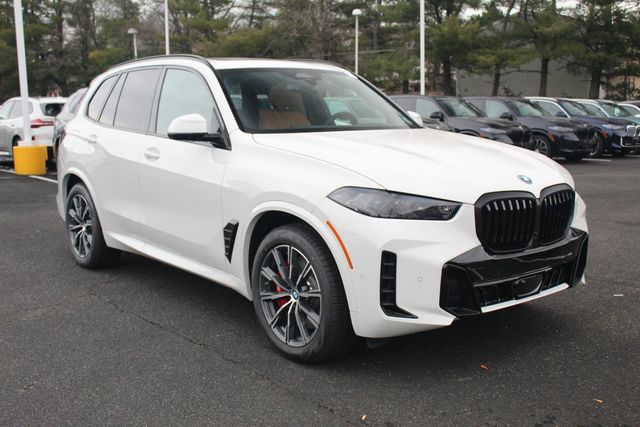 2026 BMW X5 50e's photo