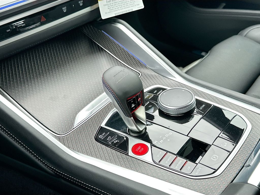 2026 BMW XM Base - Photo 17