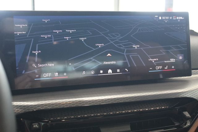 2026 BMW 4 Series M440i - Photo 15