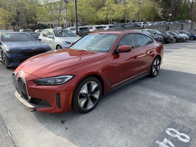2023 BMW i4 eDrive35's photo