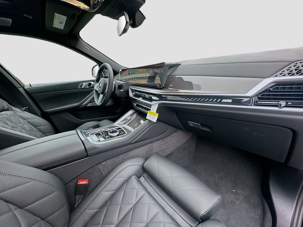2026 BMW X6 M60i - Photo 33