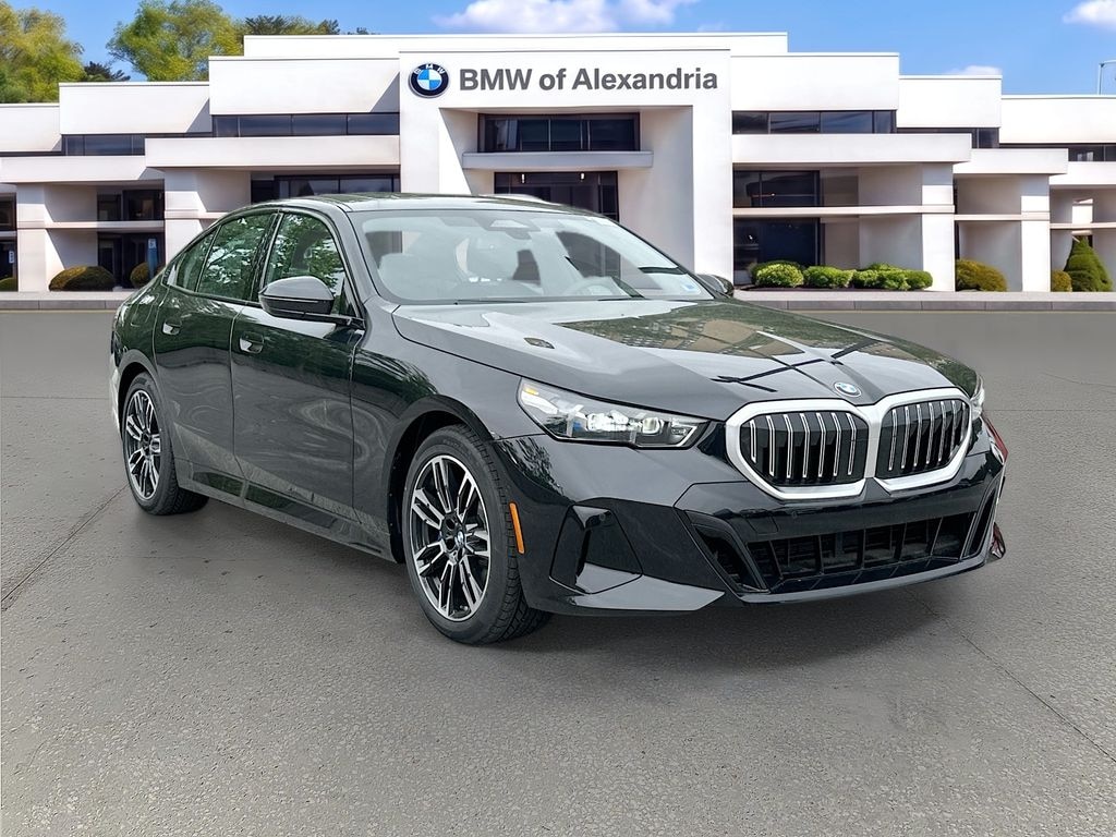 New 2026 BMW 5 Series 530i xDrive Sedan
