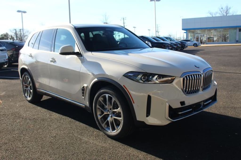 New 2026 BMW X5 xDrive40i SUV