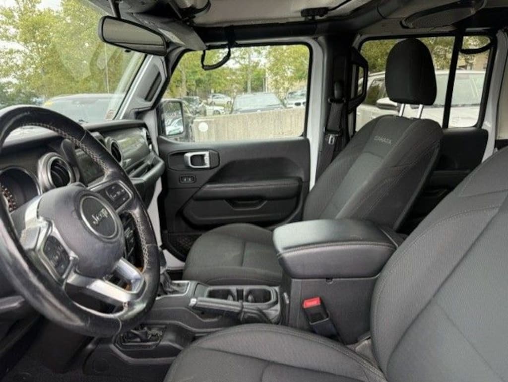 Used 2020 Jeep Wrangler Unlimited Sahara SUV