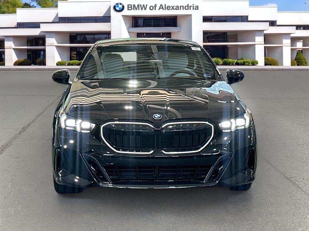 New 2027 BMW 5 Series 550e xDrive Sedan
