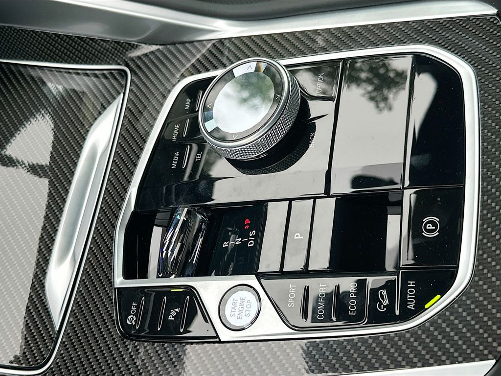 2026 BMW X6 M60i - Photo 17