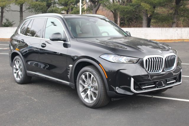 2026 BMW X5 40i's photo