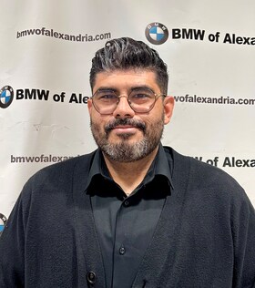 Staff member Carlos Silva from ID_808b3dfd6b88