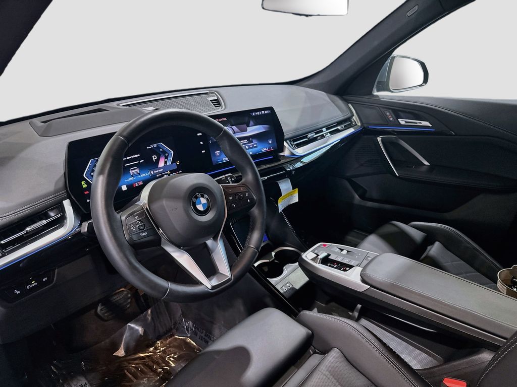 2026 BMW X1 28i - Photo 9
