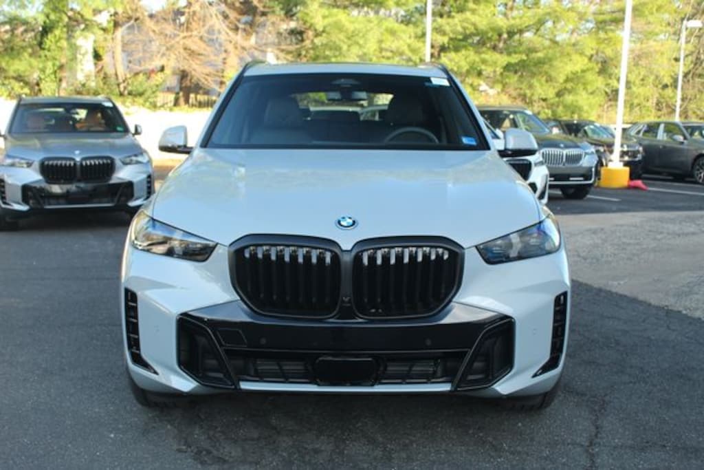 New 2026 BMW X5 xDrive50e SUV