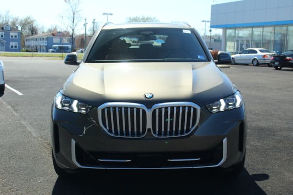 New 2026 BMW X5 xDrive40i SUV