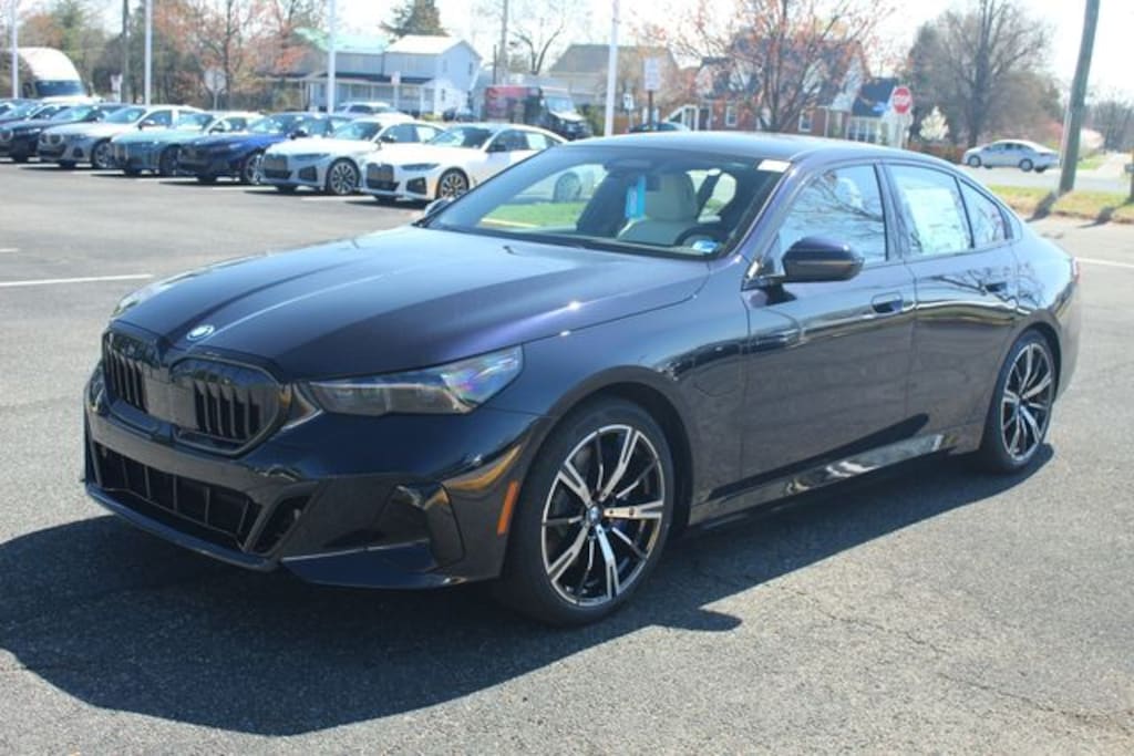 New 2026 BMW 5 Series 550e xDrive Sedan