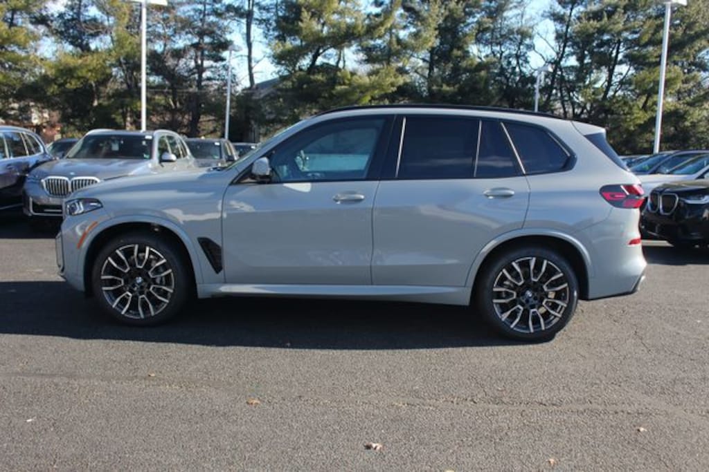 New 2026 BMW X5 xDrive40i SUV