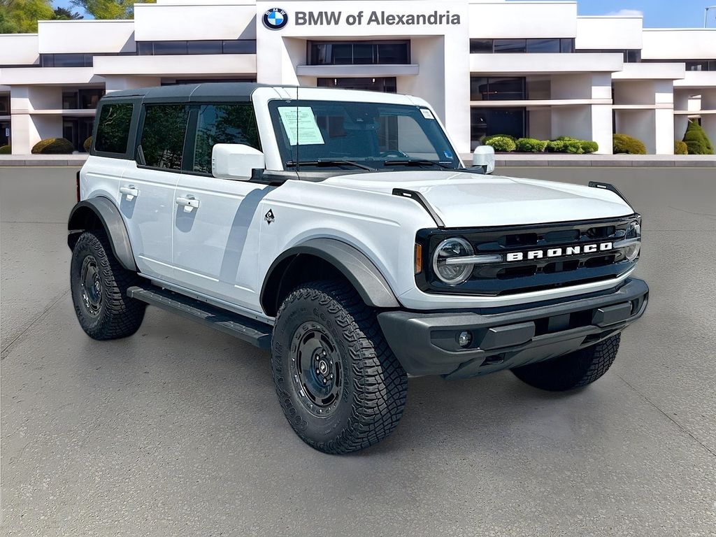 2024 Ford Bronco Outer Banks 4x4's photo