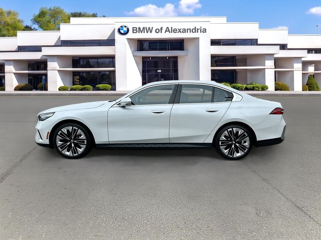 Used 2026 BMW 5 Series 530i xDrive Sedan