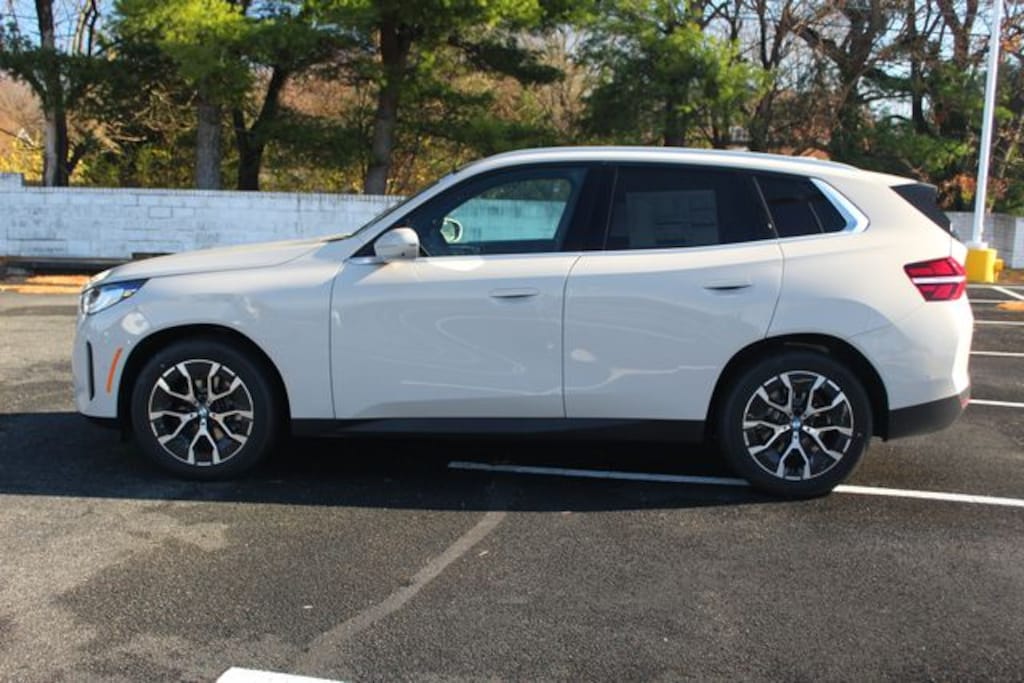 New 2025 BMW X3 30 xDrive SUV