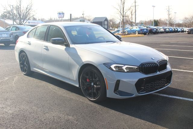 2026 BMW 3 Series 330's photo