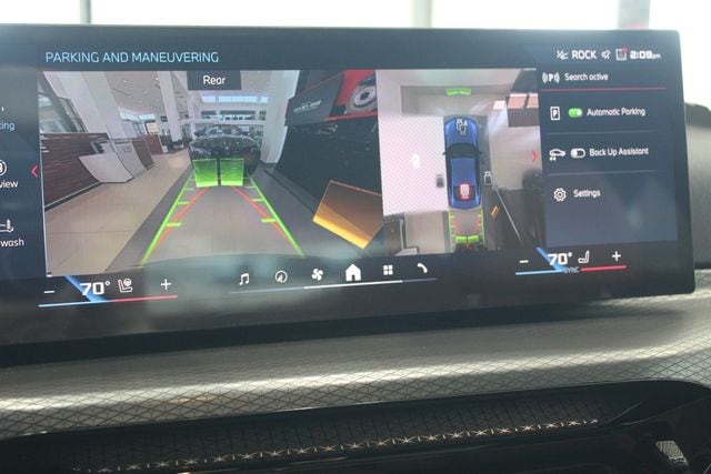 2026 BMW 4 Series M440i - Photo 16