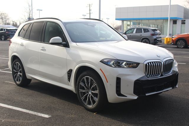 2026 BMW X5 40i's photo