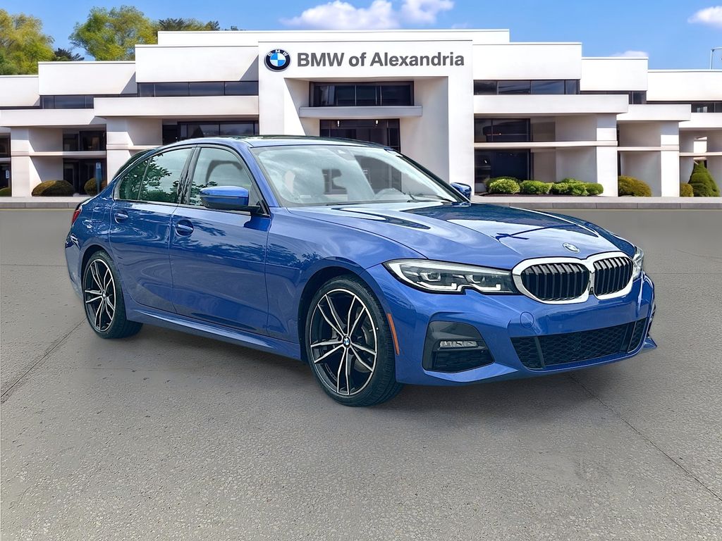 2020 BMW 3 Series 330i xDrive Sedan's photo