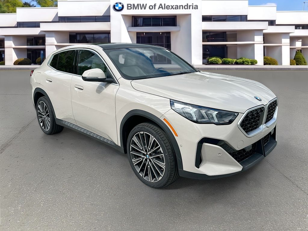 2026 BMW X2 xDrive28i's photo