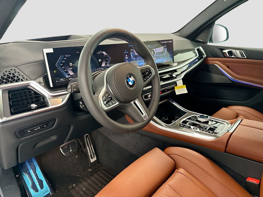 2026 BMW X5 M60i - Photo 9