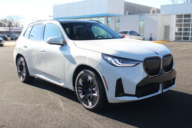 2026 BMW X3 30's photo