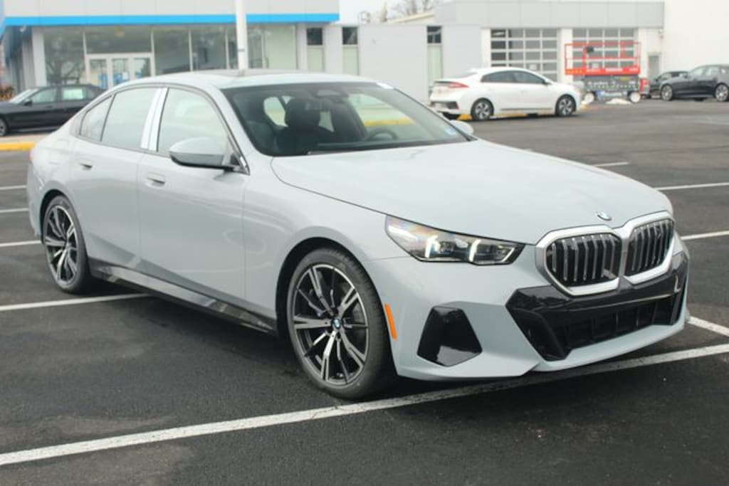 New 2026 BMW 5 Series 530i Sedan