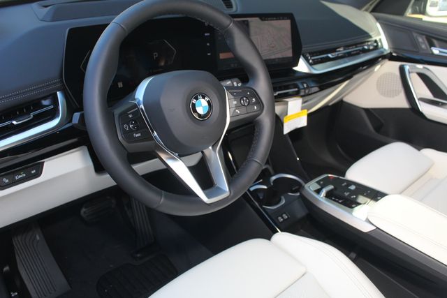 2026 BMW X1 28i - Photo 12