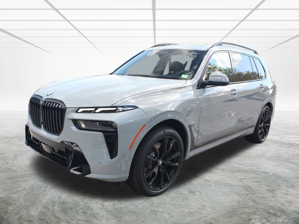 New 2026 BMW X7 xDrive40i SUV