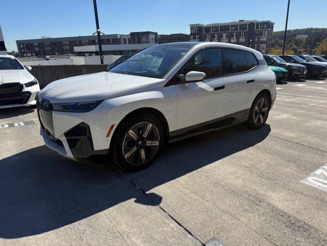 2024 BMW iX