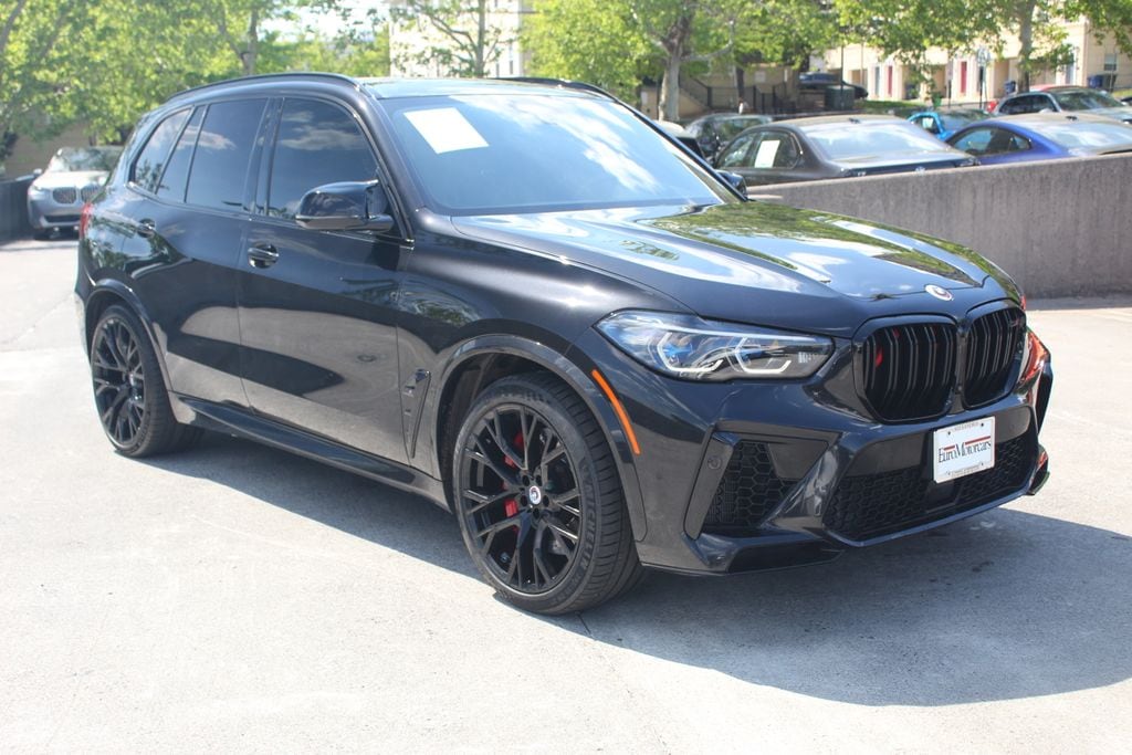 2022 BMW X5 M -'s photo