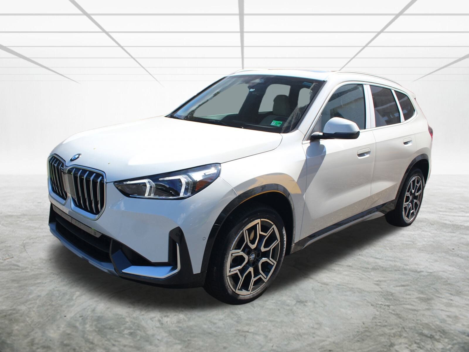 2025 Bmw X1 XDrive28i photo 3