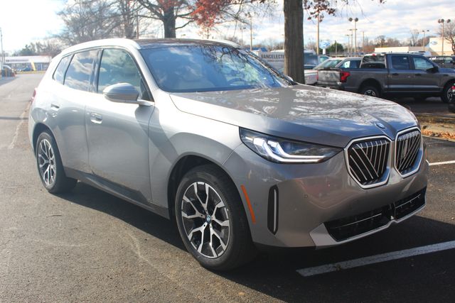 2026 BMW X3 30's photo